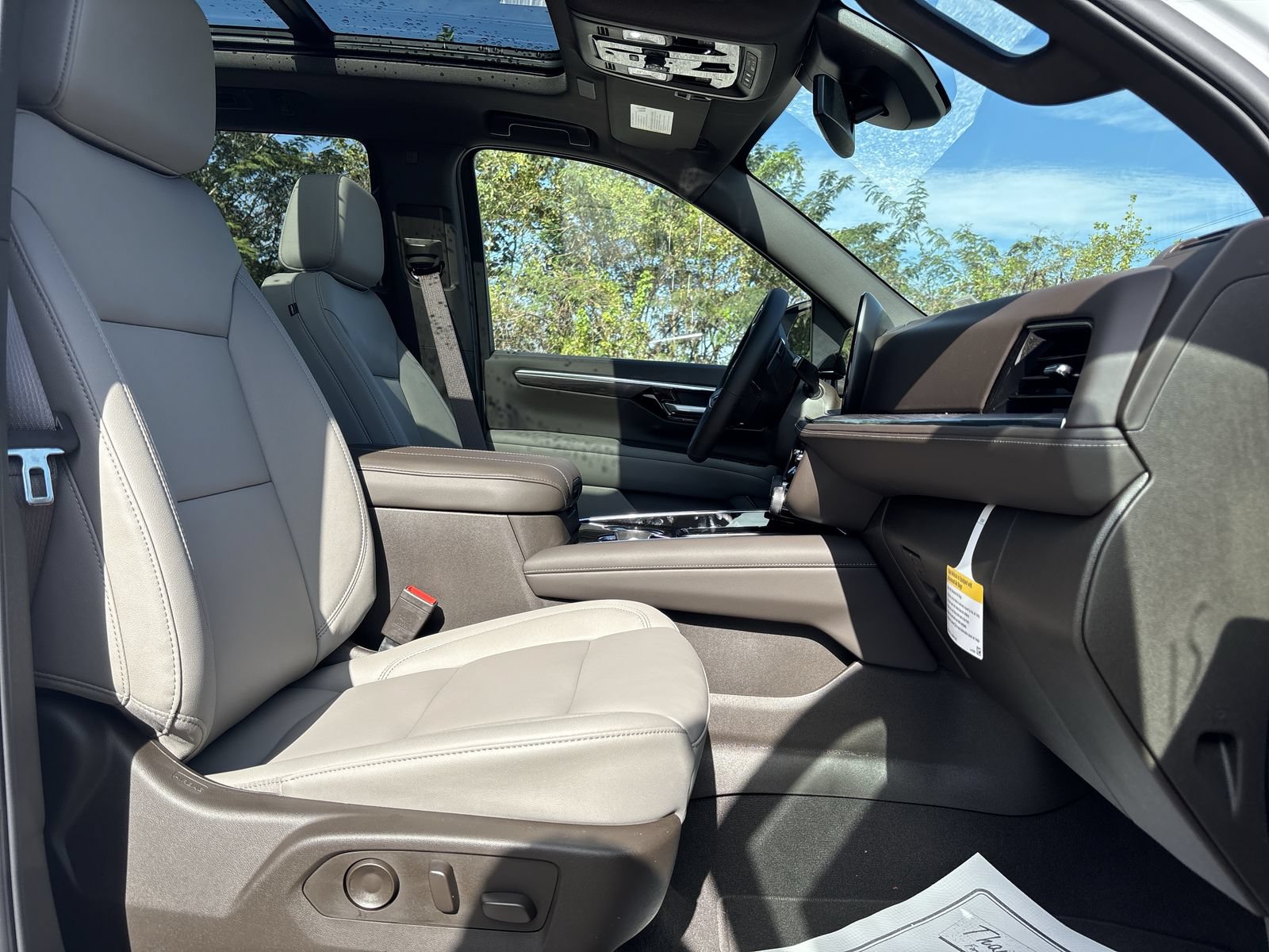 New 2027 Chevrolet Tahoe Z71 w/ Comfort Package AWD/4WD image 25