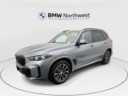 New 2026 BMW X5 xDrive40i w/ M Sport Package AWD/4WD image 1