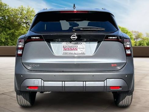 New 2026 Nissan Kicks SR FWD image 4