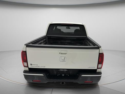 Used 2017 Honda Ridgeline RTL-T image 5