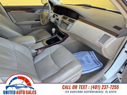 Used 2008 Toyota Avalon Touring FWD image 13