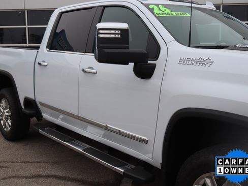 Used 2026 Chevrolet Silverado 3500 High Country w/ Technology Package AWD/4WD image 4