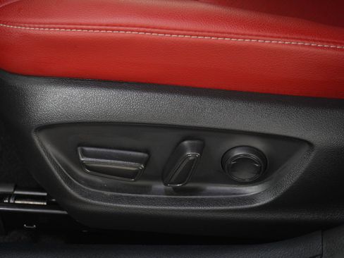 Used 2022 Toyota Camry XSE FWD image 21