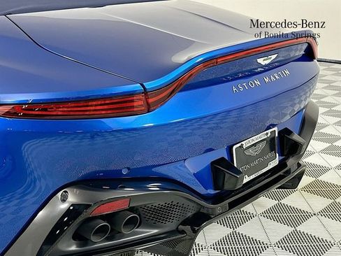 Used 2022 Aston Martin V8 Vantage Roadster RWD image 8