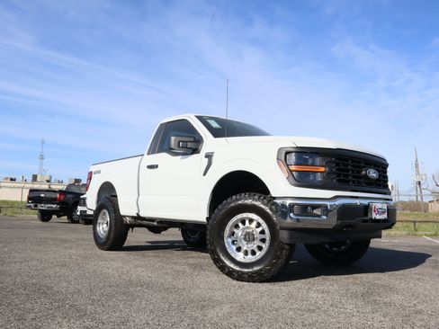 New 2025 Ford F150 XL w/ Equipment Group 103A High image 32