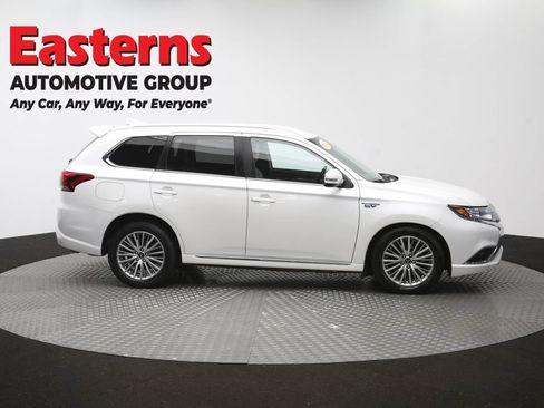 Used 2020 Mitsubishi Outlander SEL AWD/4WD image 45