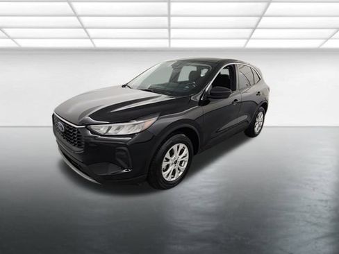 Used 2023 Ford Escape Active w/ Tech Pack #1 image 3