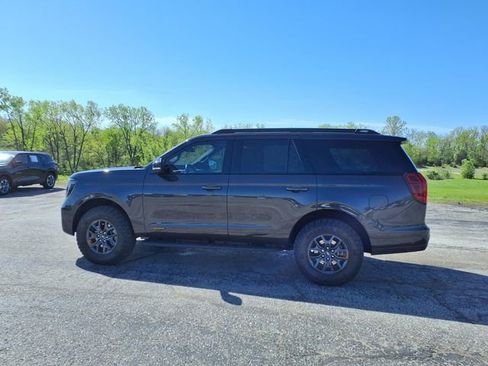 Used 2025 Ford Expedition Tremor AWD/4WD image 31