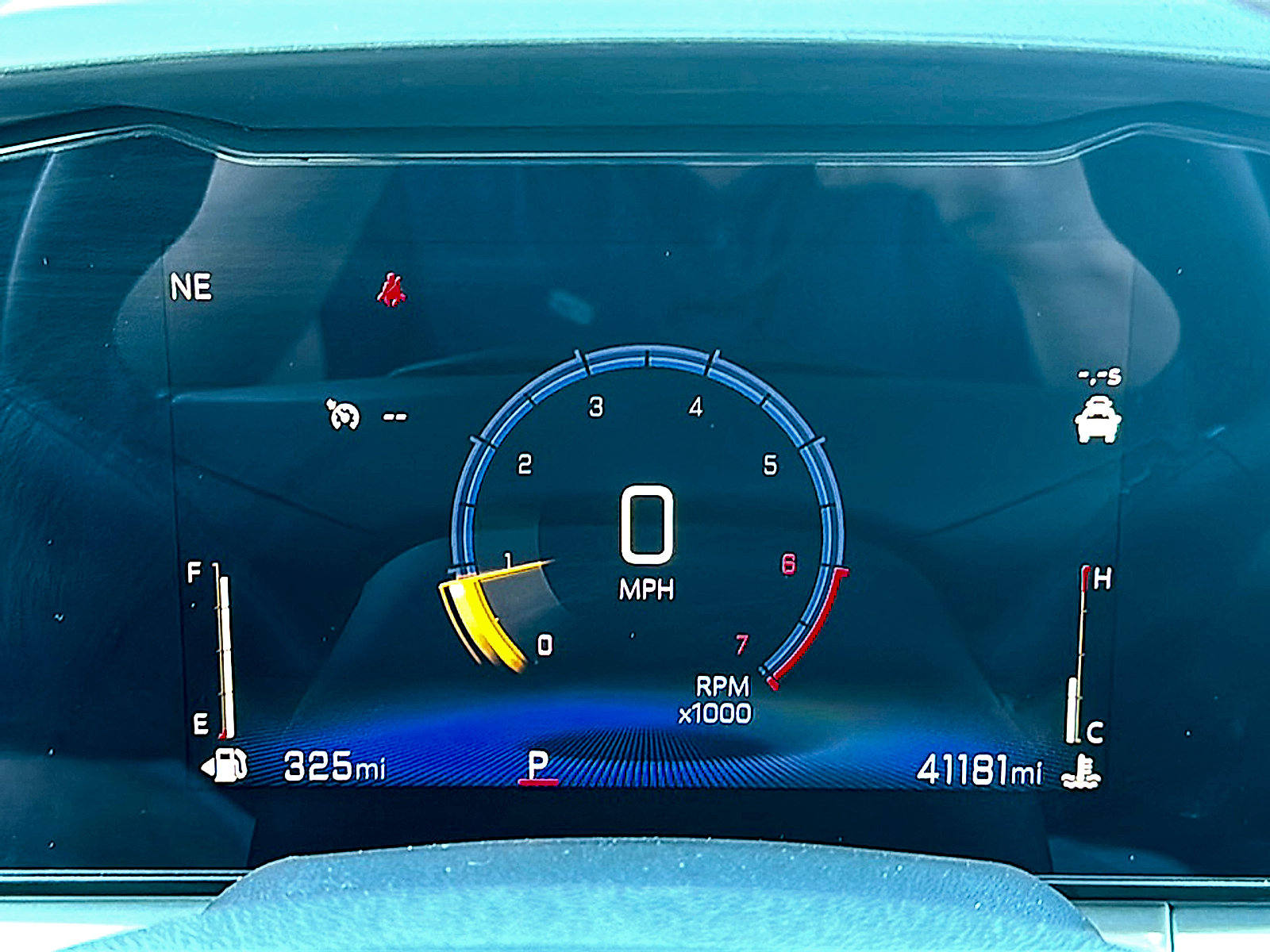 Used 2025 Chevrolet Trax LT FWD image 28