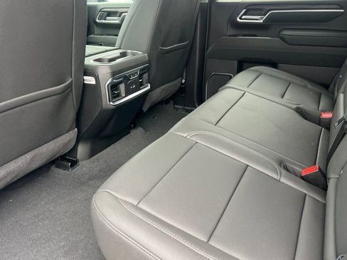 New 2026 GMC Sierra 3500 SLT w/ SLT Convenience Package image 9