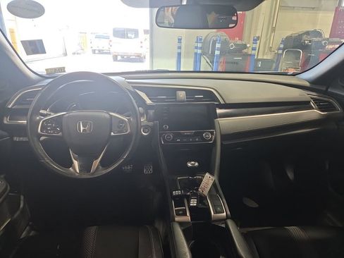 Used 2020 Honda Civic Sport image 9