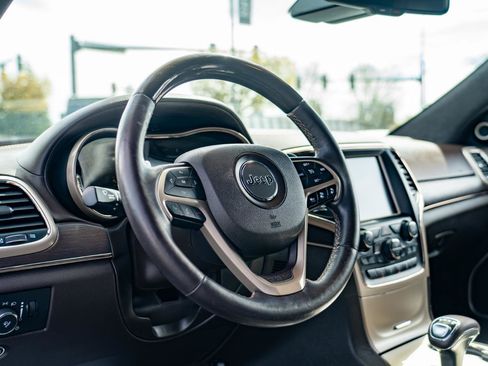 Used 2014 Jeep Grand Cherokee Summit image 13