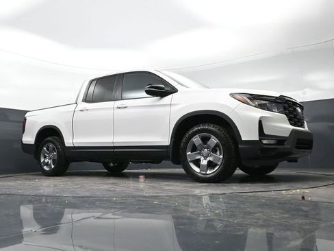 Certified 2025 Honda Ridgeline TrailSport image 35