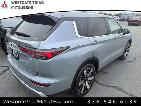 New 2026 Mitsubishi Outlander SE AWD/4WD image 7