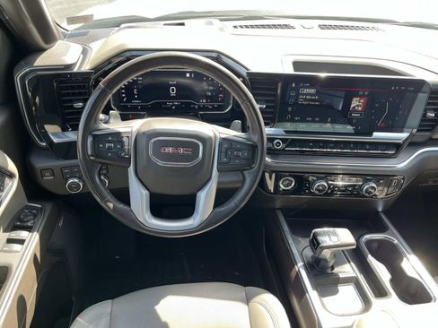Used 2023 GMC Sierra 1500 SLT w/ SLT Premium Package AWD/4WD image 13