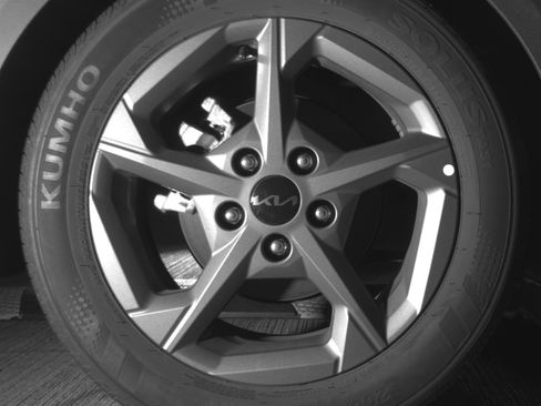 Used 2025 Kia K4 LXS image 15