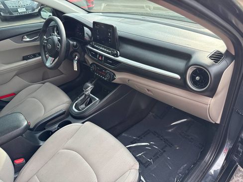 Used 2019 Kia Forte LXS image 20
