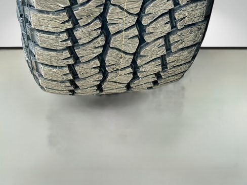 Used 2019 RAM 1500 Laramie AWD/4WD image 42