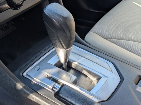 Used 2020 Subaru Impreza 2.0i image 6