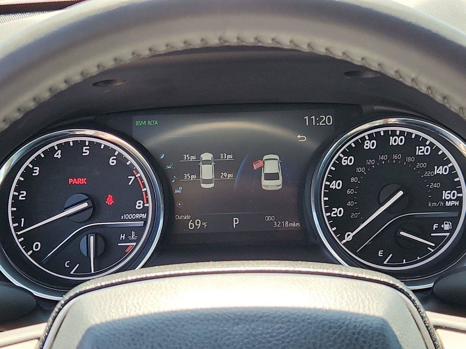Used 2019 Toyota Camry XLE w/ Navigation Package FWD image 20