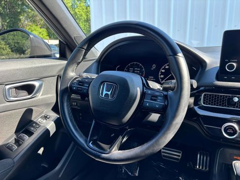 Used 2023 Honda Civic Sport image 17