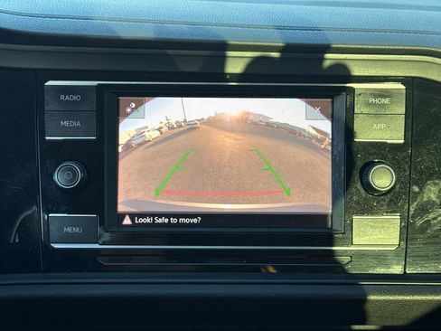 Used 2021 Volkswagen Jetta S w/ Driver Assistance Package image 21