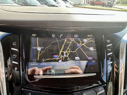 Used 2015 Cadillac Escalade Luxury AWD/4WD image 26