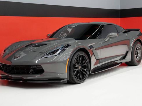 Used 2016 Chevrolet Corvette Z06 w/ 2LZ Preferred Equipment Group RWD image 23