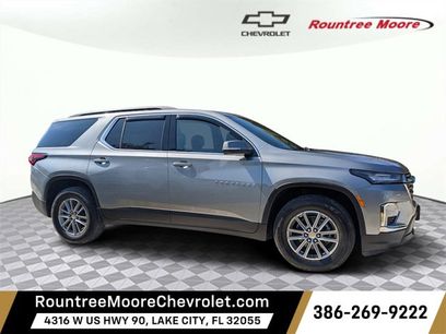 Used 2023 Chevrolet Traverse LT