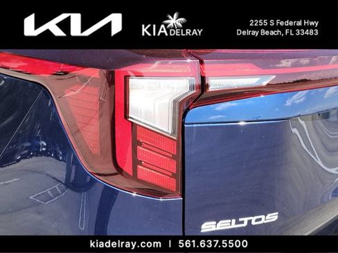 New 2026 Kia Seltos EX FWD image 7