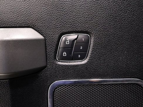 Used 2017 Ford F250 Platinum w/ Platinum Ultimate Package image 12