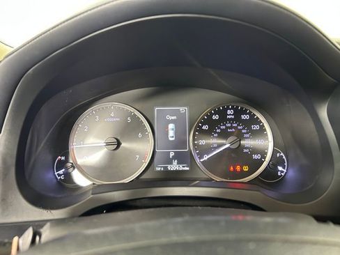 Used 2017 Lexus IS 300 AWD image 18