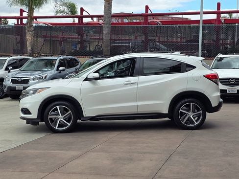 Used 2022 Honda HR-V EX image 9
