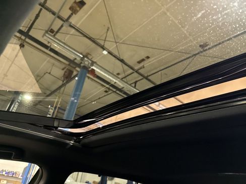 Used 2025 Honda Passport Black Edition image 44