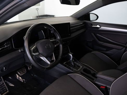 Used 2025 Volkswagen Jetta Sport FWD image 13