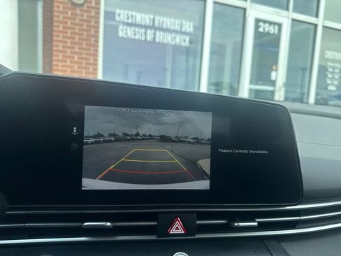 Certified 2023 Hyundai Elantra SEL w/ Convenience Package FWD image 9