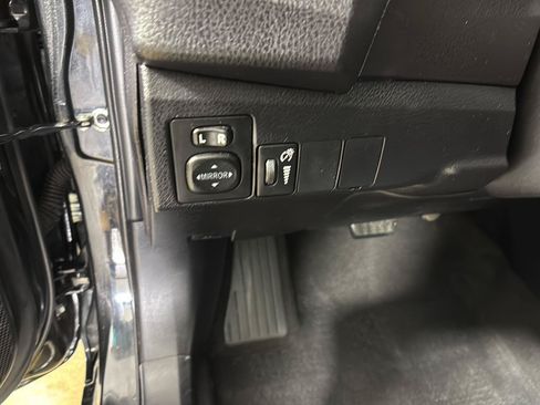 Used 2015 Toyota Corolla S FWD image 30