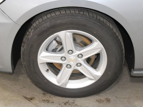 Used 2024 Chevrolet Malibu LT FWD image 43