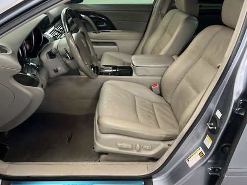 Used 2011 Acura RL image 17