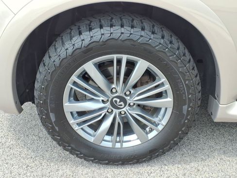 Used 2022 INFINITI QX80 Luxe w/ Cargo Package AWD/4WD image 10