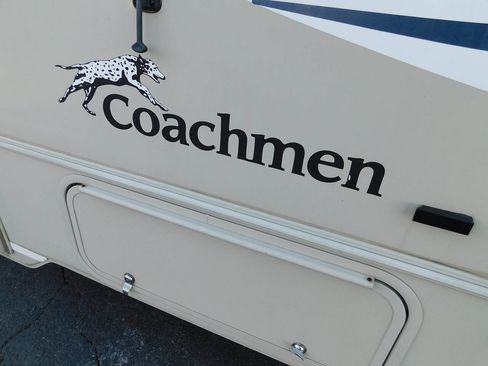Used 2015 Ford E-450 and Econoline 450 Super Duty w/ Motorhome Prep Package RWD image 10