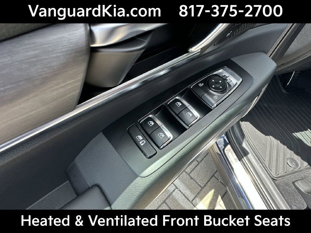 Certified 2025 Kia Telluride SX Prestige X-Line AWD/4WD image 17