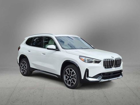New 2027 BMW X1 xDrive28i AWD/4WD image 2