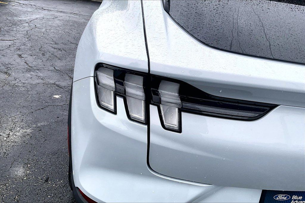 Certified 2023 Ford Mustang Mach-E Select AWD/4WD image 29