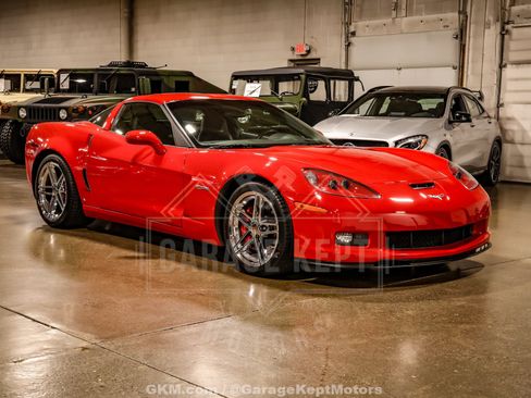 Used 2007 Chevrolet Corvette Z06 w/ Preferred Equipment Group RWD image 13