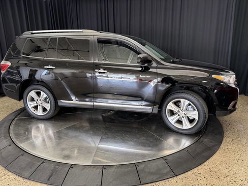 Used 2012 Toyota Highlander Limited w/ Tow Pkg image 10