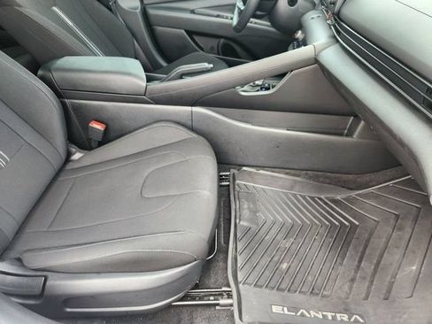 Used 2026 Hyundai Elantra Sport FWD image 13