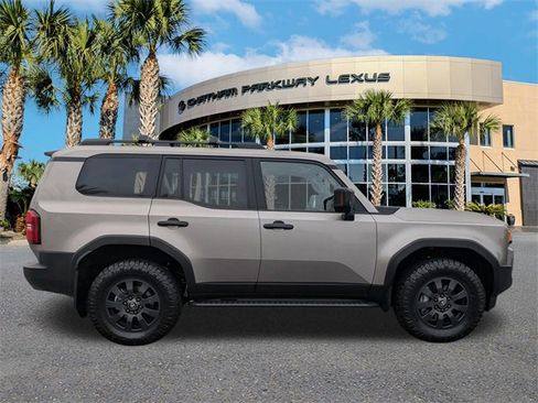 Used 2025 Toyota Land Cruiser image 4