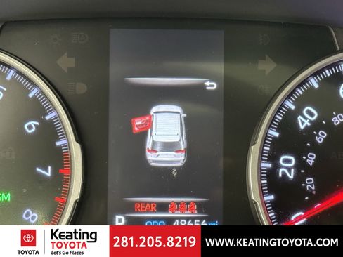 Used 2021 Toyota RAV4 XLE Premium image 26