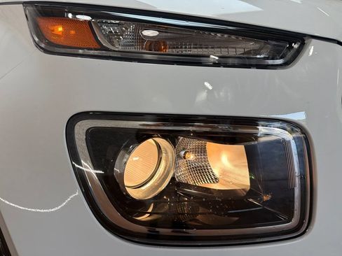New 2026 Hyundai Venue SEL FWD image 10